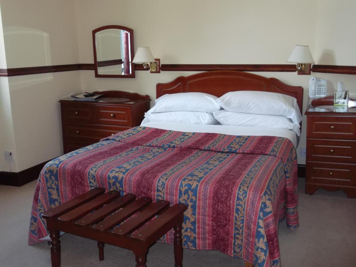 Caledonian Hotel Форт-Огастус Номер фото